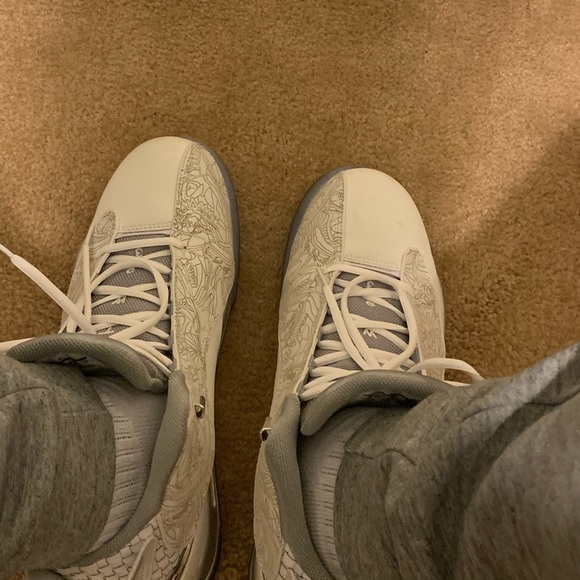 Meet your Posher, Karlos - Picture 1 of 2